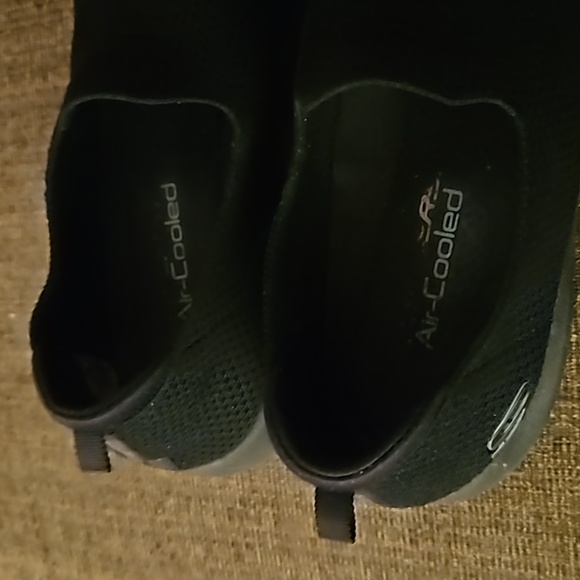 8.5 Skechers Ultra Flex Harmonius Black Slip-on Shoes - Picture 4 of 6